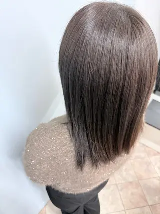 ミディアム カラー 永木 楓のヘアスタイル