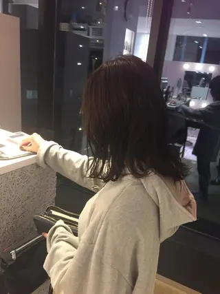 ミディアム 所渉/韓国レイヤー /ウルフカットのヘアスタイル