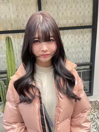 カラー 畑 麻依音のヘアスタイル