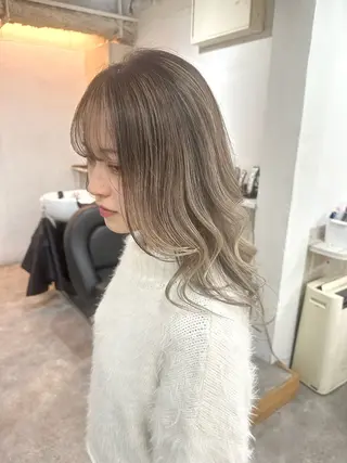 ロング カラー ヘアアレンジ SALOWIN京都河原町Suite店所属・外国人風レイヤー/ ハイトーンSHUのヘアスタイル