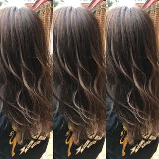 ロング カラー 韓国風/小顔レイヤー /艶カラーのヘアスタイル