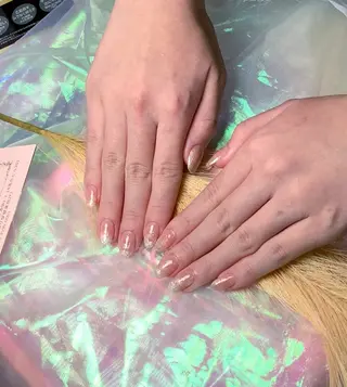 ネイル pink ladyサロン所属・べ にのネイルデザイン