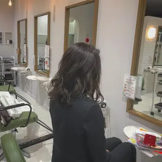 ミディアム カラー ルクールヘアー プレジー所属・渡邉 幸汰のヘアスタイル