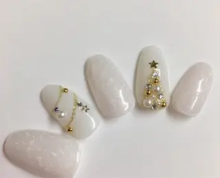 ネイル ゲン レイカのネイルデザイン