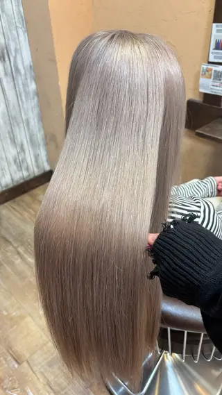 ロング カラー ブリーチカラー🎀 Himariのヘアスタイル