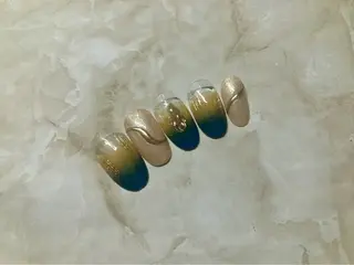 ネイル andulte MAIのネイルデザイン