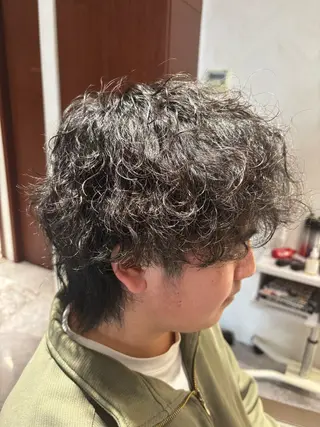 パーマ メンズ 篠田 綾乃のヘアスタイル