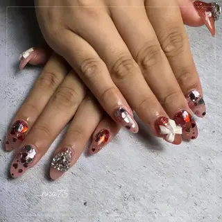 ネイル GRANDE OSU Anna 🧸💛のネイルデザイン