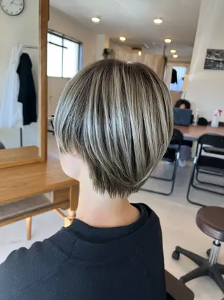 ショート カラー メンズ特化美容師 🐈‍⬛RUNAのヘアスタイル