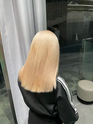 ミディアム カラー Wisteria所属・美髪特化✨ 伊織✨縮毛矯正✨のヘアスタイル