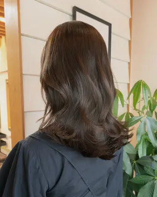 セミロング カラー 韓国レイヤー　船橋 徒歩5分/小川友美のヘアスタイル