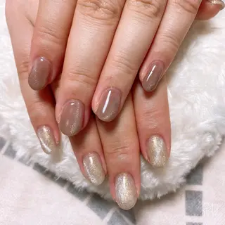 ネイル The Best Beauty受付担当のヘアスタイル