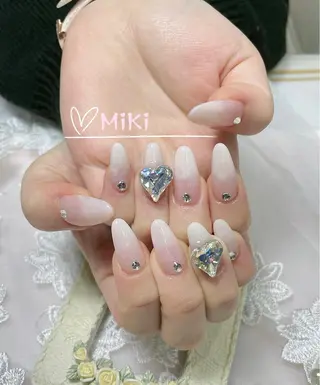 ネイル 🦋 MiKi 🦋 ネイルサロンのネイルデザイン