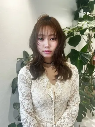 ミディアム カラー レイヤーカット/カラ ー/U24/河野凜のヘアスタイル