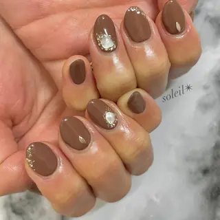 ネイル 粟津 美紀のネイルデザイン