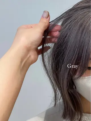 ショート カラー 藤原 亜美果のヘアスタイル