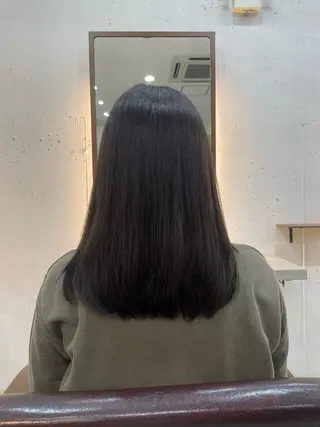 カラー オラプラノ所属・與那覇 有紗のヘアスタイル