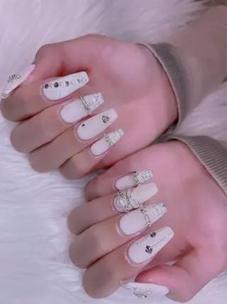 ネイル エムズ ハヤシのネイルデザイン