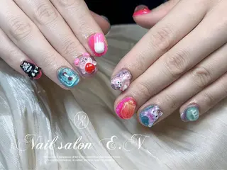 ネイル E.N🦋 長さ出し/持ち込みのネイルデザイン