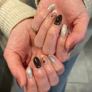 ネイル 鈴木 里奈のネイルデザイン