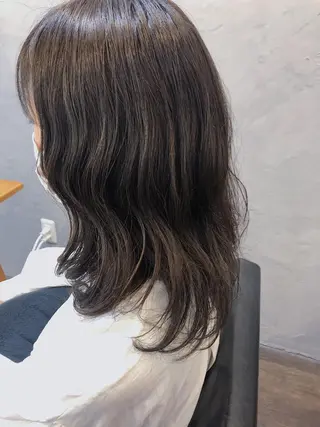 セミロング カラー パーマ 長井 美佳のヘアスタイル