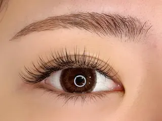 マツエク・マツパ eminaru【エミナル】所属・eminaru 【エミナル】のマツエク・マツパデザイン