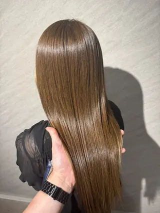 ロング ANBEL所属・西宮市で髪質改善 縮毛矯正特化のヘアスタイル