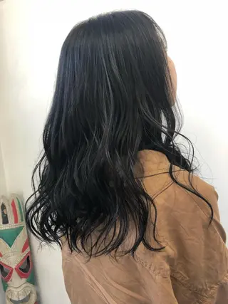 カラー CoCooN Hiromiのヘアスタイル