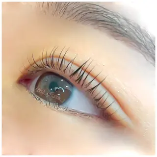 マツエク・マツパ CHARIRE所属・上野 有朝のマツエク・マツパデザイン