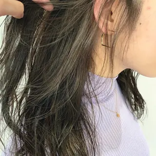 ロング カラー 渋谷ブリーチカラー 韓国ヘアyuikoのヘアスタイル