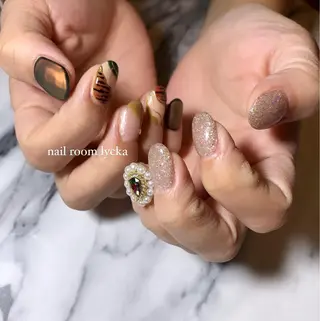 ネイル ﾈｲﾙﾙｰﾑﾘｯｶ 𝐦𝐚𝐲𝐮のネイルデザイン