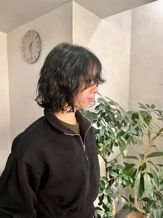 ショート パーマ 艶ボブ🤎暖色カラー 縮毛矯正/メンズ💈のヘアスタイル