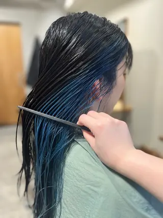 ロング カラー 🦮shiori アイドルオタク🦮のヘアスタイル