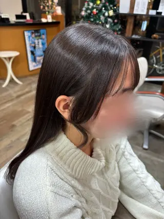 セミロング パーマ ヘアアレンジ イツキ🌕デザインカ ラー🥨髪質改善🫧のヘアスタイル