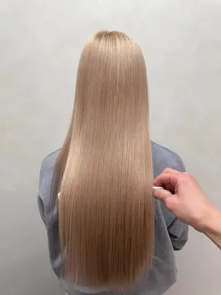 ロング カラー ハイトーン/ ブリーチ/あいかのヘアスタイル