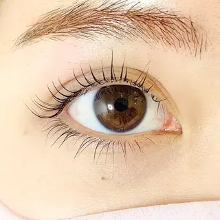 マツエク・マツパ paragraph ¶のネイルデザイン