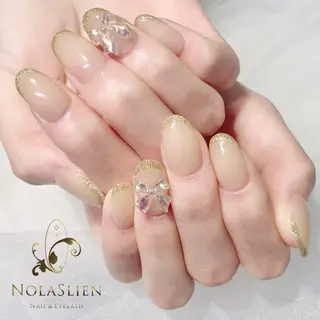 ネイル ノーラスリエン銀座店 Natsukiのマツエク・マツパデザイン