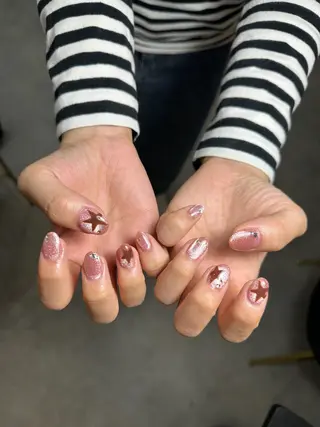 ネイル ATELIERHARLOW所属・nailist MOEのネイルデザイン