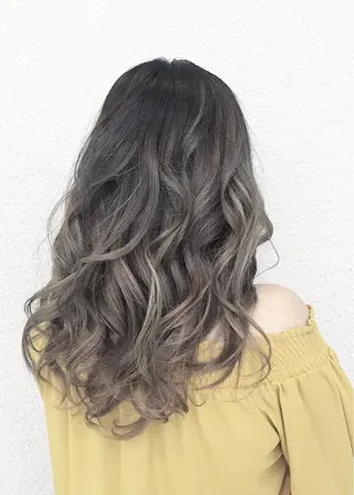 セミロング カラー LADY  BEETLE所属・LadyBeetle 山本泰史のヘアスタイル