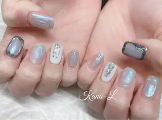 カラー ネイル 芦辺 香奈のネイルデザイン