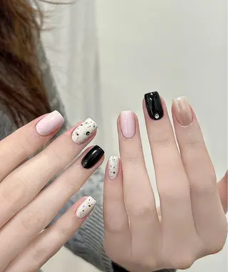 ネイル TAKAHSHI MOMOのネイルデザイン