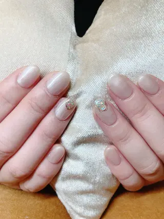 ネイル ECLAT エクラ所属・寺山 千鶴のネイルデザイン