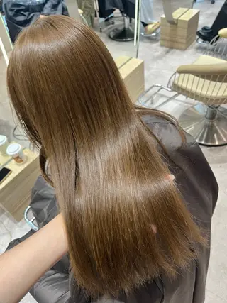 ミディアム カラー 顔周りカット/ 透明感カラー/ユナのヘアスタイル