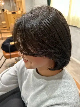 ミディアム 大久保 優香のヘアスタイル