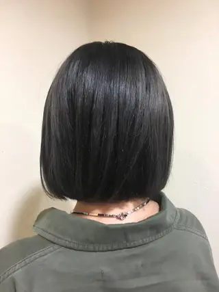 カラー 工藤 綾華のヘアスタイル
