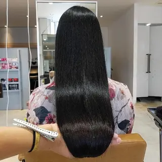 ロング nameless髪質 改善ブリーチ心斎橋のヘアスタイル