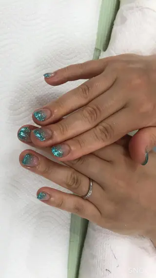 ネイル 喜納 友梨のネイルデザイン