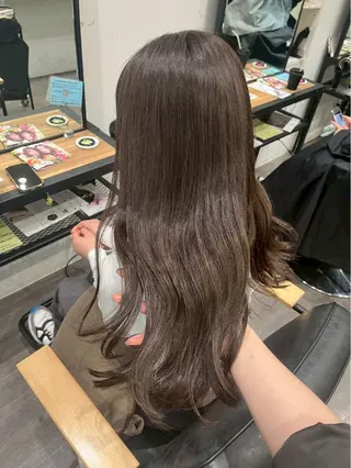 ロング カラー nijika/ カラーリスト🫧のヘアスタイル