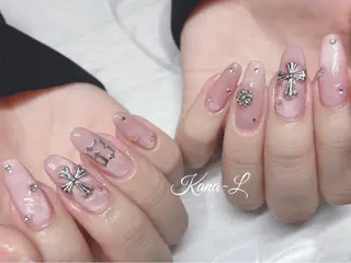 ネイル 芦辺 香奈のネイルデザイン