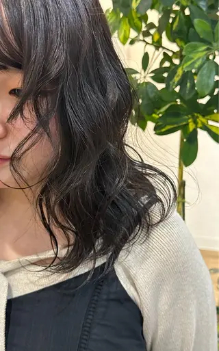 ミディアム 松本 羅華のヘアスタイル
